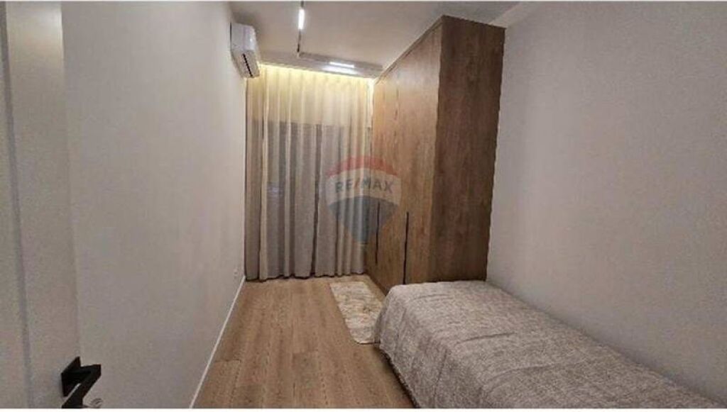 !!!Appartamento - In Affitto - Piazza Skënderbej, Tirana!!!