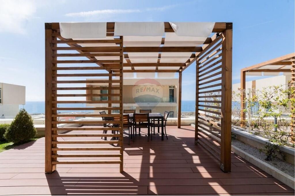 Individual villa with pool Green Coast 1