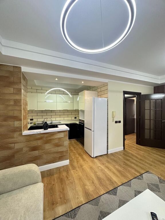 In vendita 2+1+2 Via Mikel Maruli Astir all'incrocio 166 milioni di lek