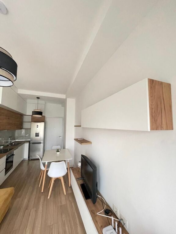 Jepet me qira 1+1 tek Kompleksi Magnet /21Dhjetori 🏷️55.00Leke