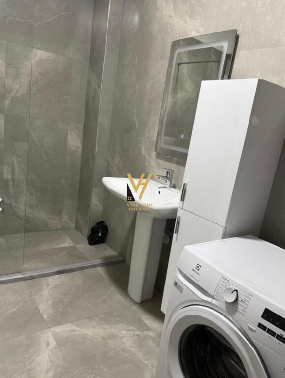 APPARTAMENTO 2+1+2+2BLK IN AFFITTO IN VIA KAVAJES 65.000 LEKE