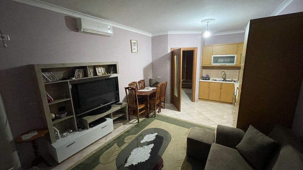 Apartment for rent 1+1 at Kthesa e Kamzës!
