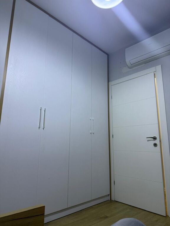 Jepet Me Qera Apartament 2+1+2 Tualete + 1 Ballkon