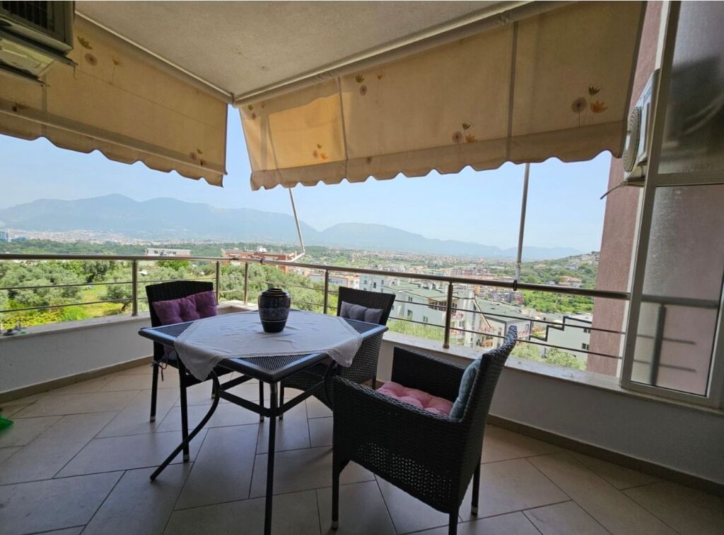 2+1, arredato, via Peti, lago secco, 650 mila lek