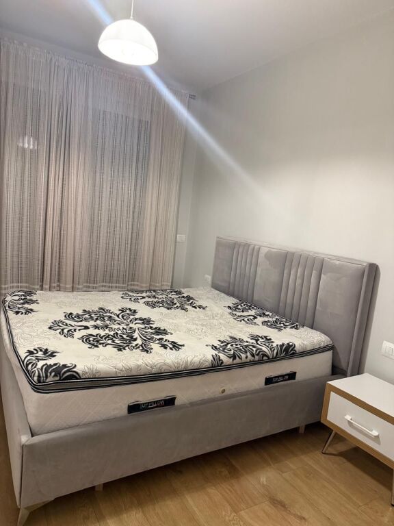 Jepet Me Qera Apartament 2+1+2 Tualete + 1 Ballkon
