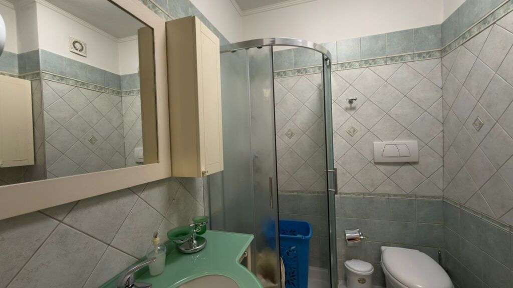 Apartament 2+1 per qira , Liceu Artistik, Stadiumi Air Albania