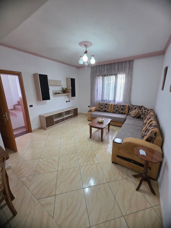 Jepet me qira apartament 2+1, i mobiluar – Pranë Vala Park, Durrës