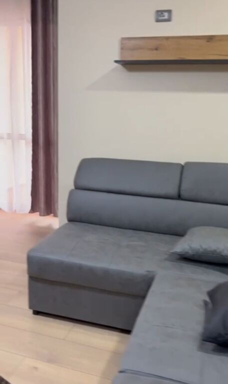 Jepet me qira 1+1,ish parku