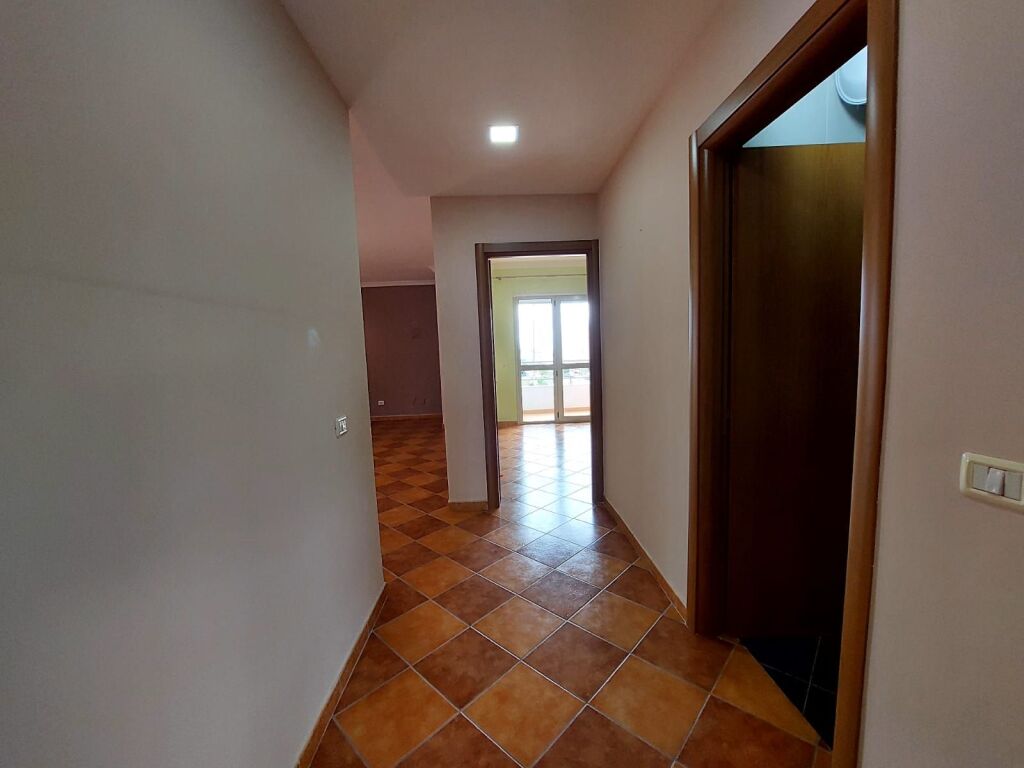 APARTMENT 2+1 FOR SALE IN VLORE NEAR THE LIBRARY