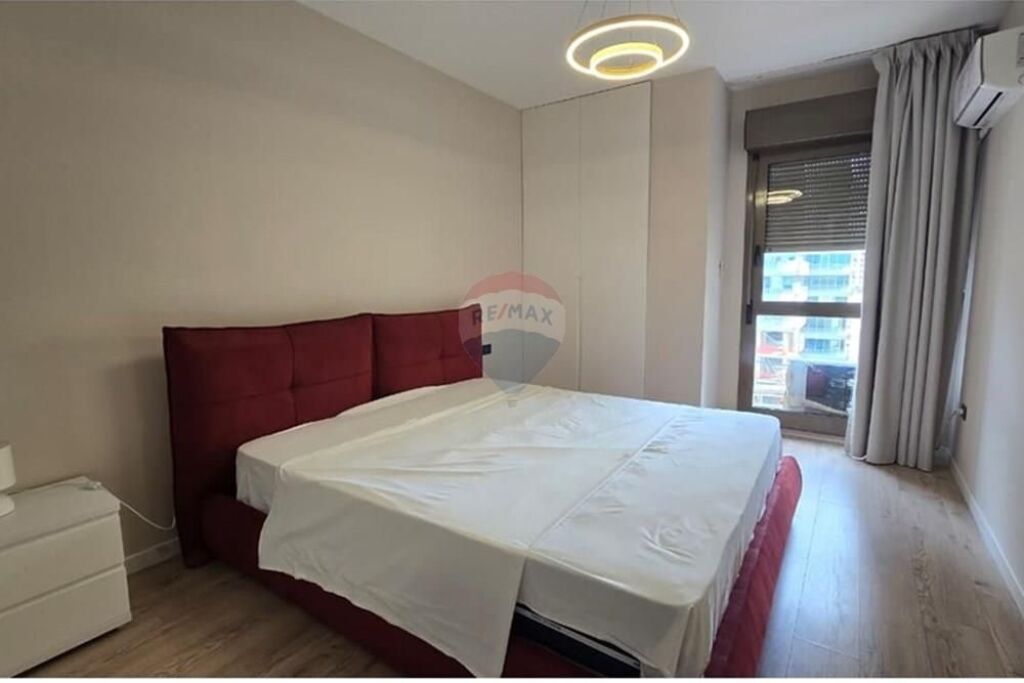 !!!Apartament - Për Qira - Sheshi Skënderbej, Tiranë!!!