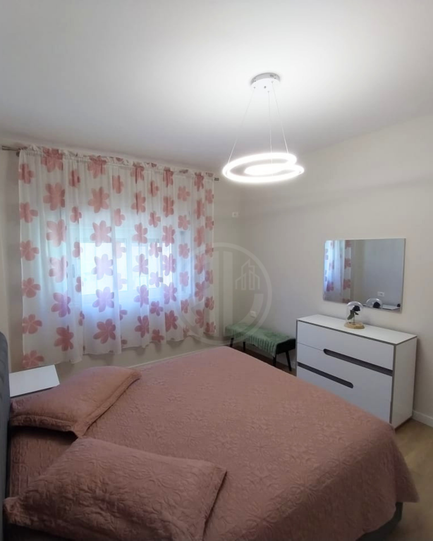 Jepet me qira apartament 2+1 – Zona e Muzeumit, Durrës