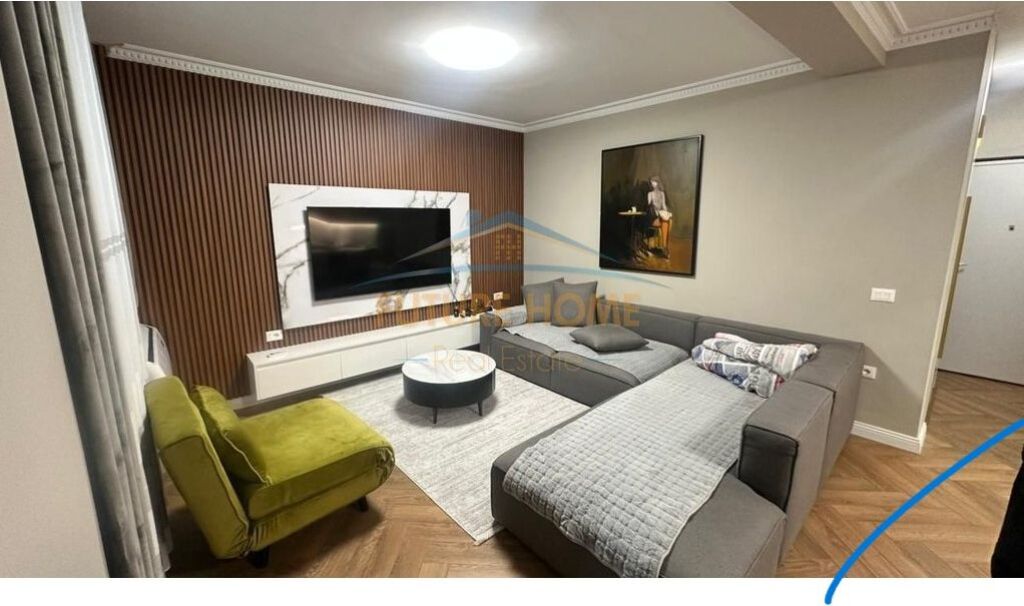 In vendita, Appartamento 2+1, Via Elbasan, Tirana.