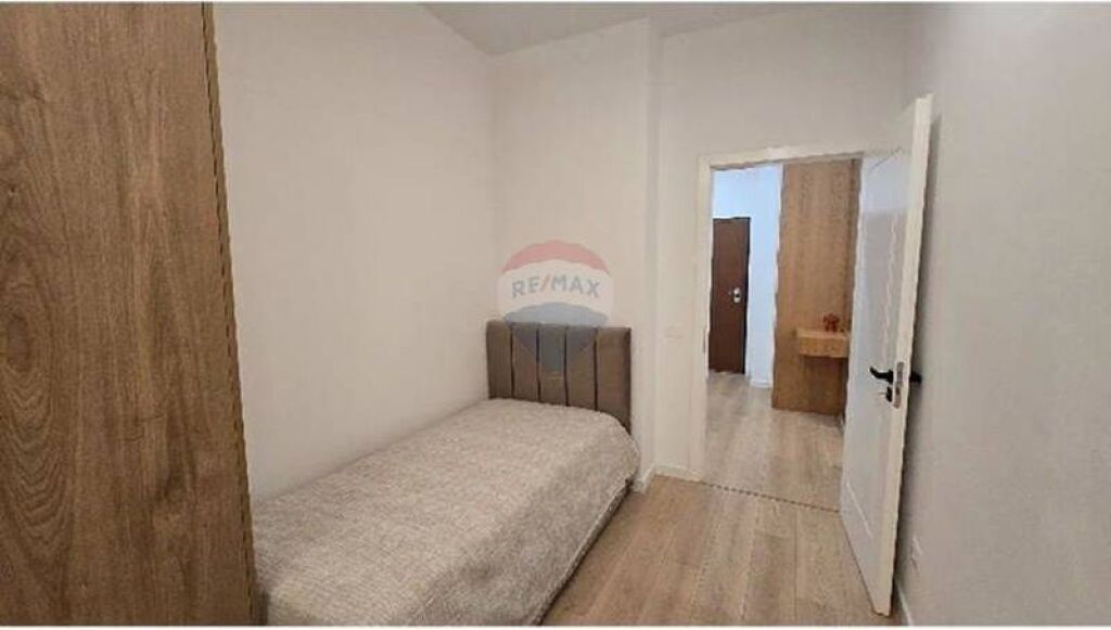 !!!Appartamento - In Affitto - Piazza Skënderbej, Tirana!!!