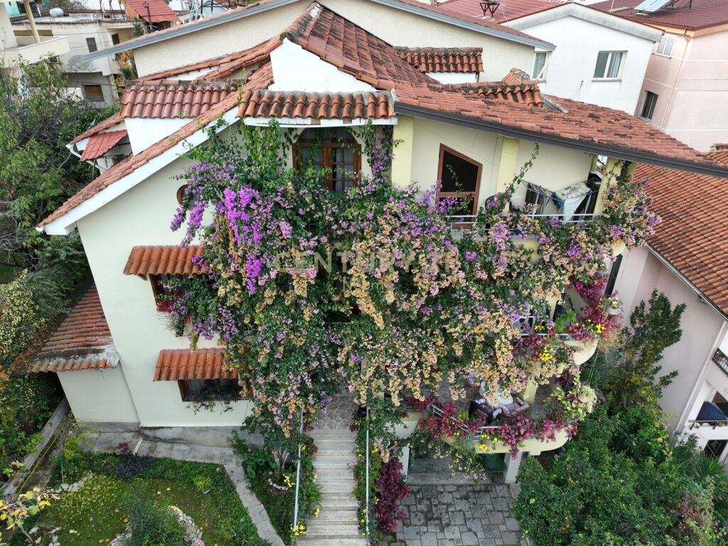 Studio apartment for rent