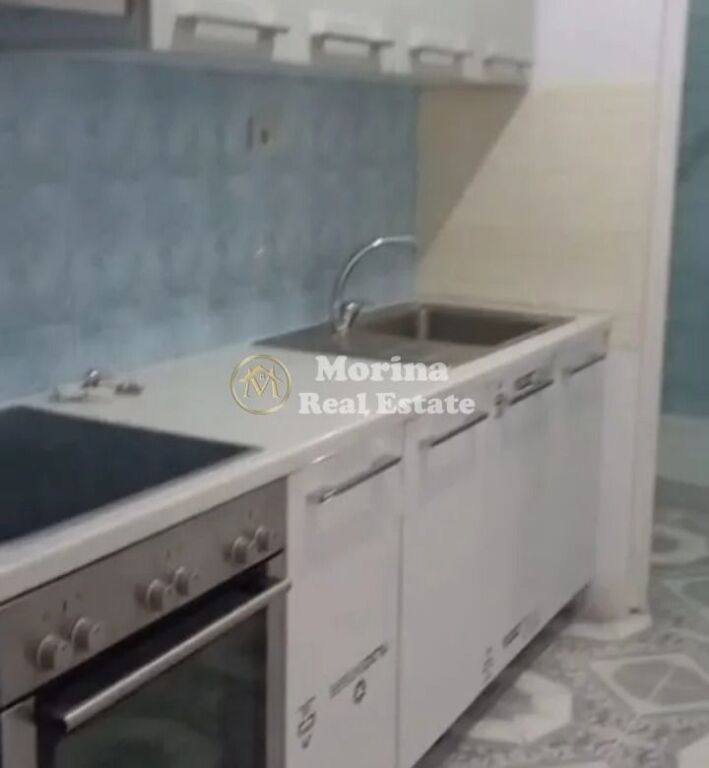 Rent | Private house 1 + 1 | 5 Maji Street | 300 €/month