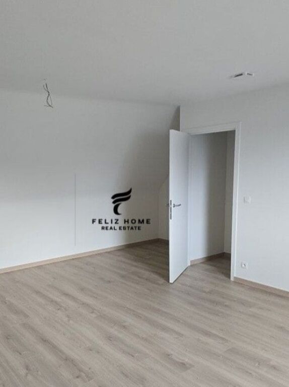 ZYRE ME QERA 121 M2 ASTIR 40.000 LEKE FH-66316