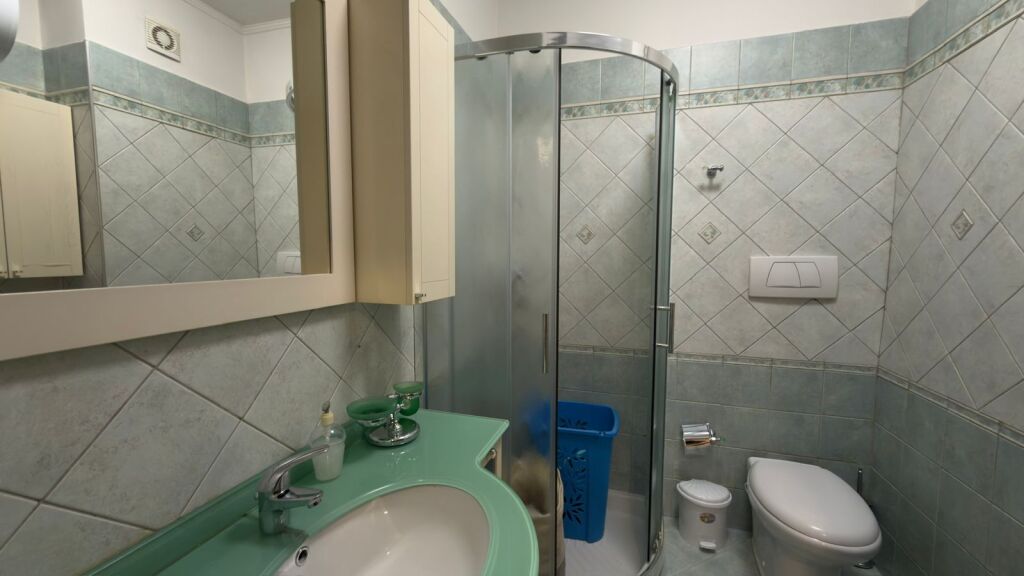 Apartament 2+1 per qira , Liceu Artistik, Stadiumi Air Albania