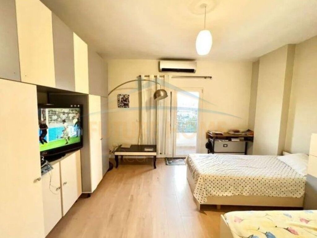 In vendita, Appartamento 2+1, 21 Dicembre