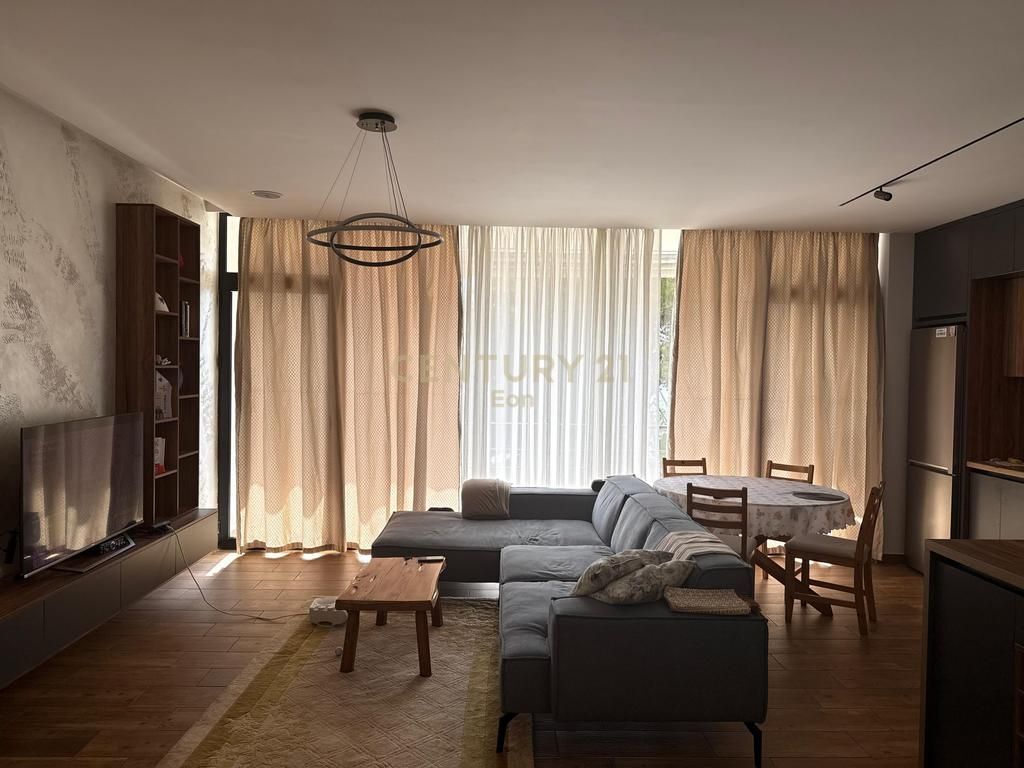 SHITET APARTAMENT 2+1+2 ME PAMJE DETI, VILA E ZOGUT DURRES !