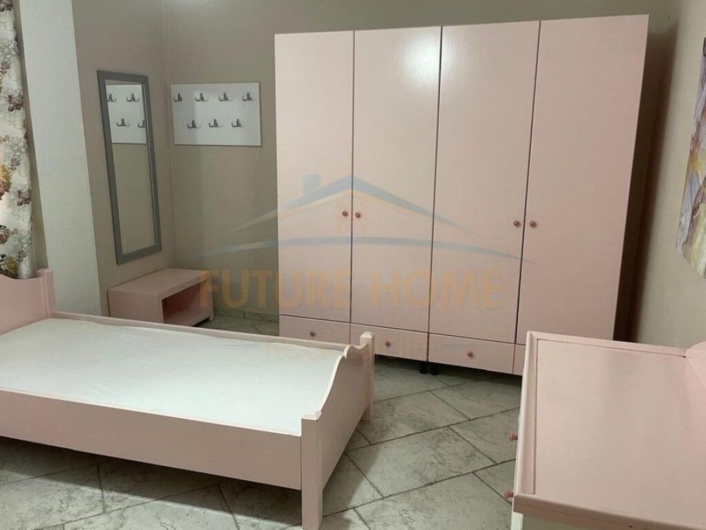 Rent, Apartment 2+1, Red School, Tirana