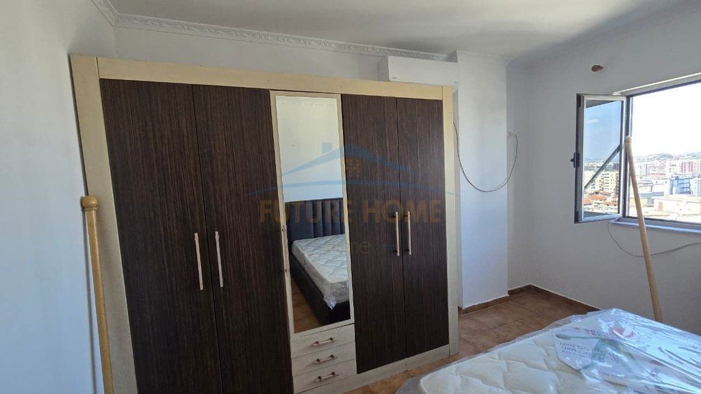 Qera , Apartament 1+1 , Pallati me shigjeta