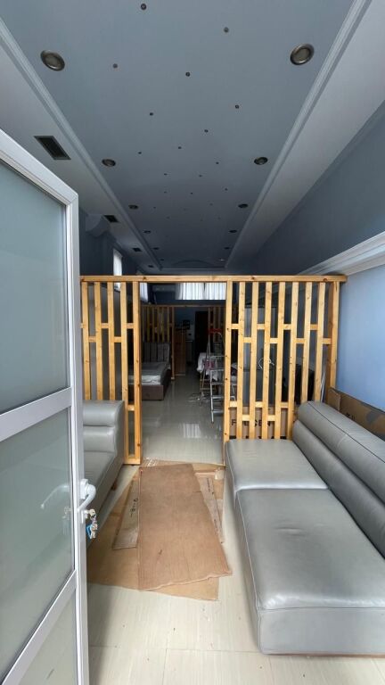 APARTMENT 1+1. 33000 LEKE. ECONOMIC FACULTY.