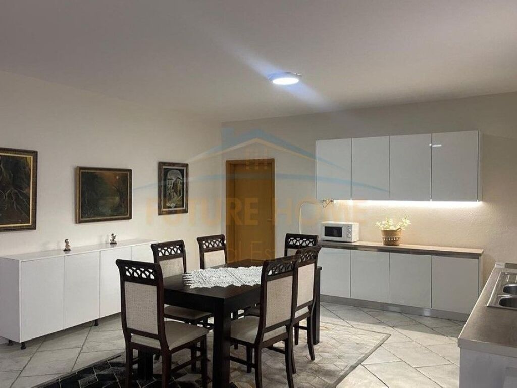 Rent, Apartment 2+1, Red School, Tirana