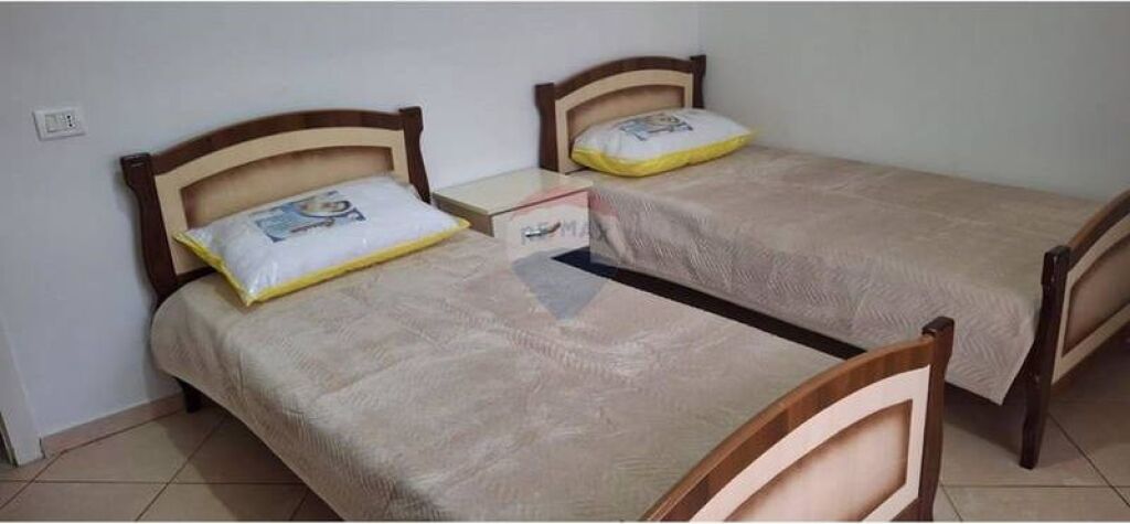 !!!Apartament - Për Qira - Rruga e Elbasanit, Tiranë!!!