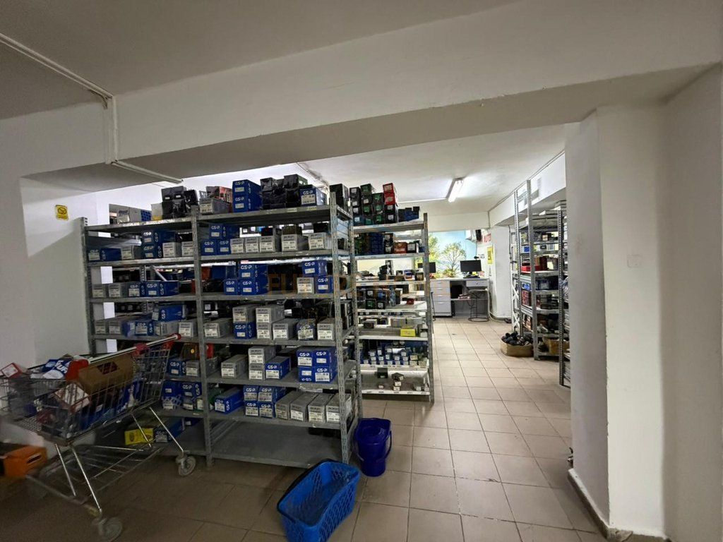 Rent, Business Unit, Dritan Hoxha Street, Tirana.