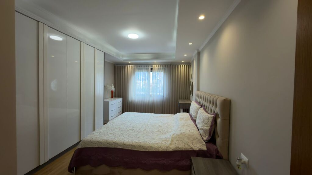 Apartament 2+1 per qira , Liceu Artistik, Stadiumi Air Albania