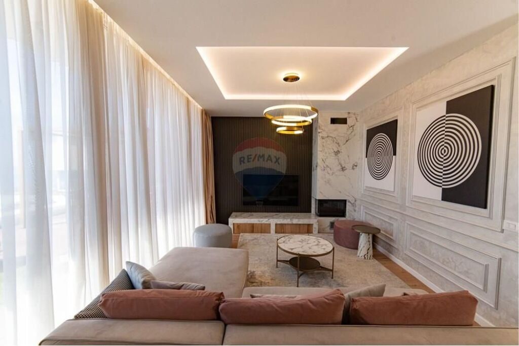 Individual villa with pool Green Coast 1