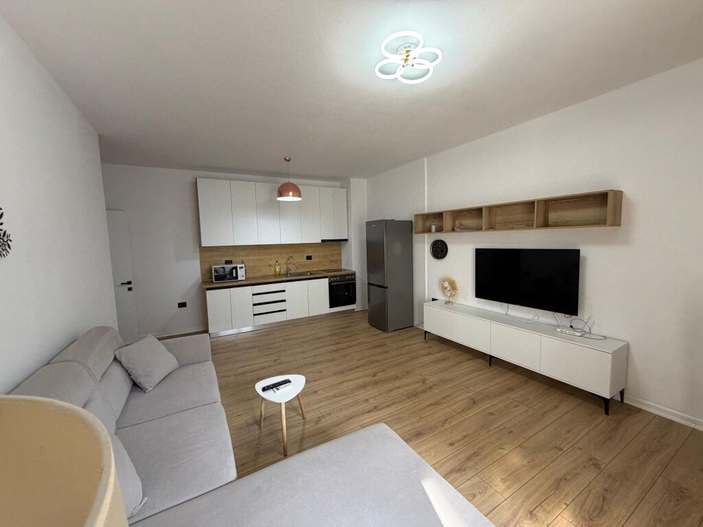 📣 QERA Apartament 2+1 Me 2 Tualete 📍 Ish Parku i Autobuzeve 🛣️ Rruga "Ndre Mjeda" ✨