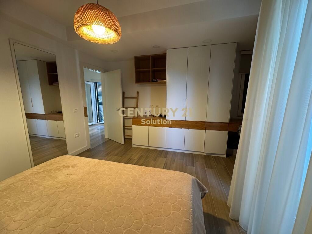 SHITET VILE NE QERRET!
