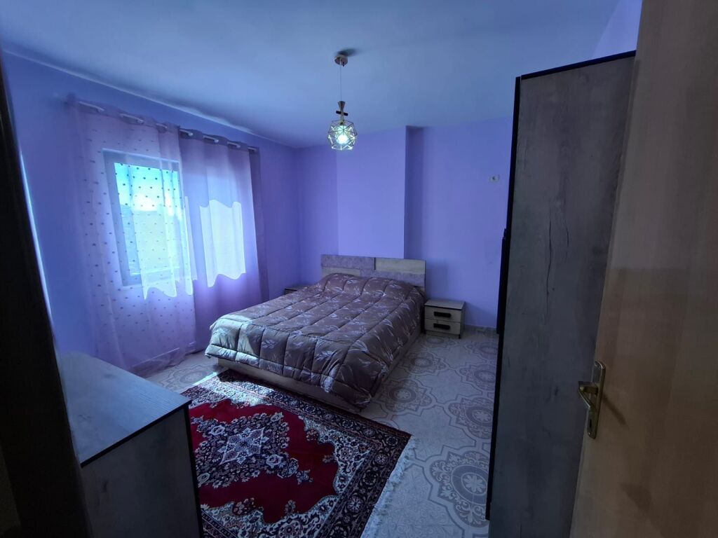 Jepet apartament me qera 2+1