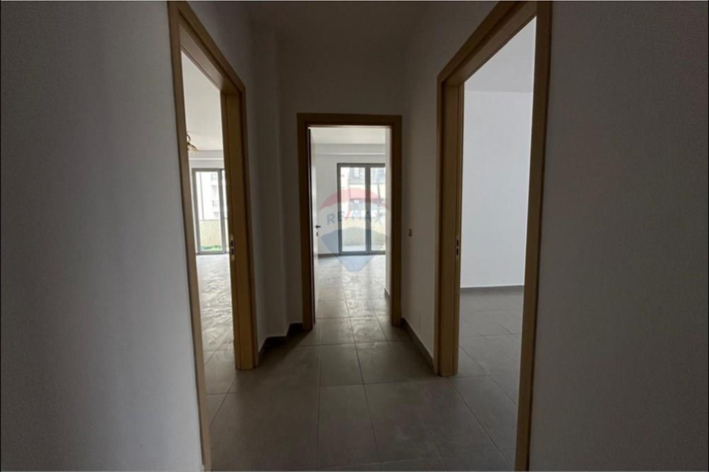 Apartament per shitje 2+1 ne Kinostudio