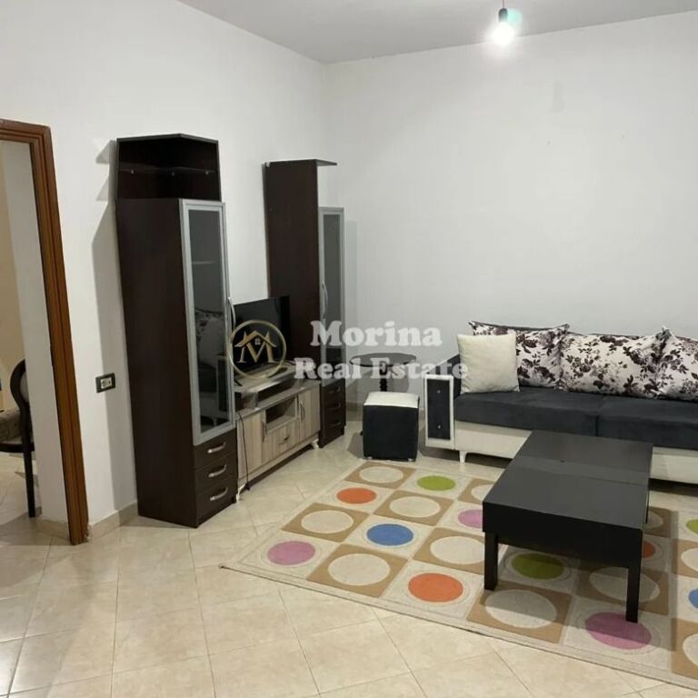 Affitto | Casa privata 1 + 1 | Ali Demi | 300 €/mese