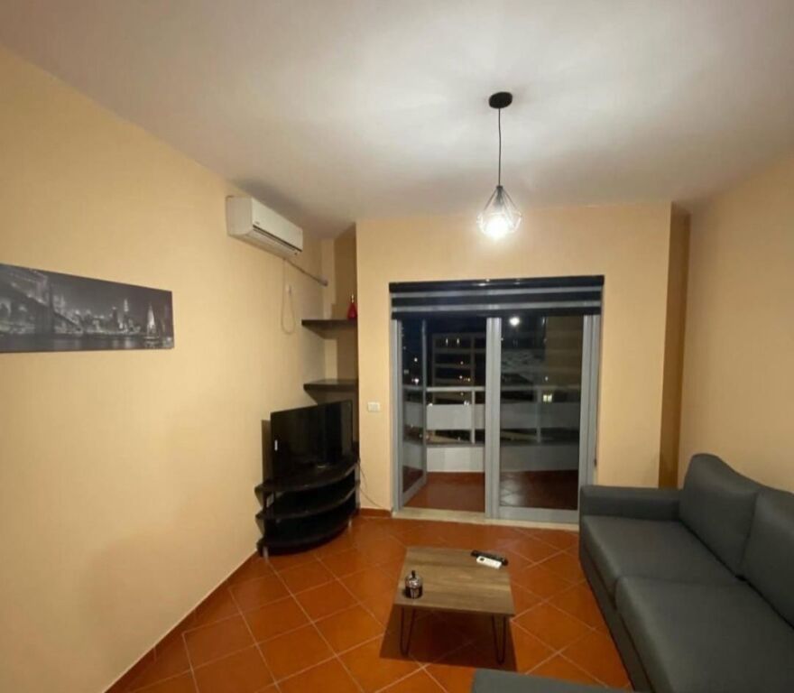 For rent Apartment 1+1+car garage, Irfan Tomini street Amfora building 570 thousand lek