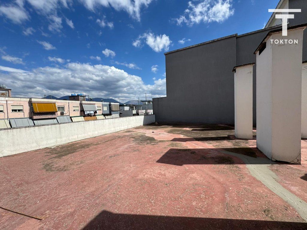 SHITET APARTAMENT 3+1+2+ VERANDE, KOMPLEKSI MOLLA ASTIR