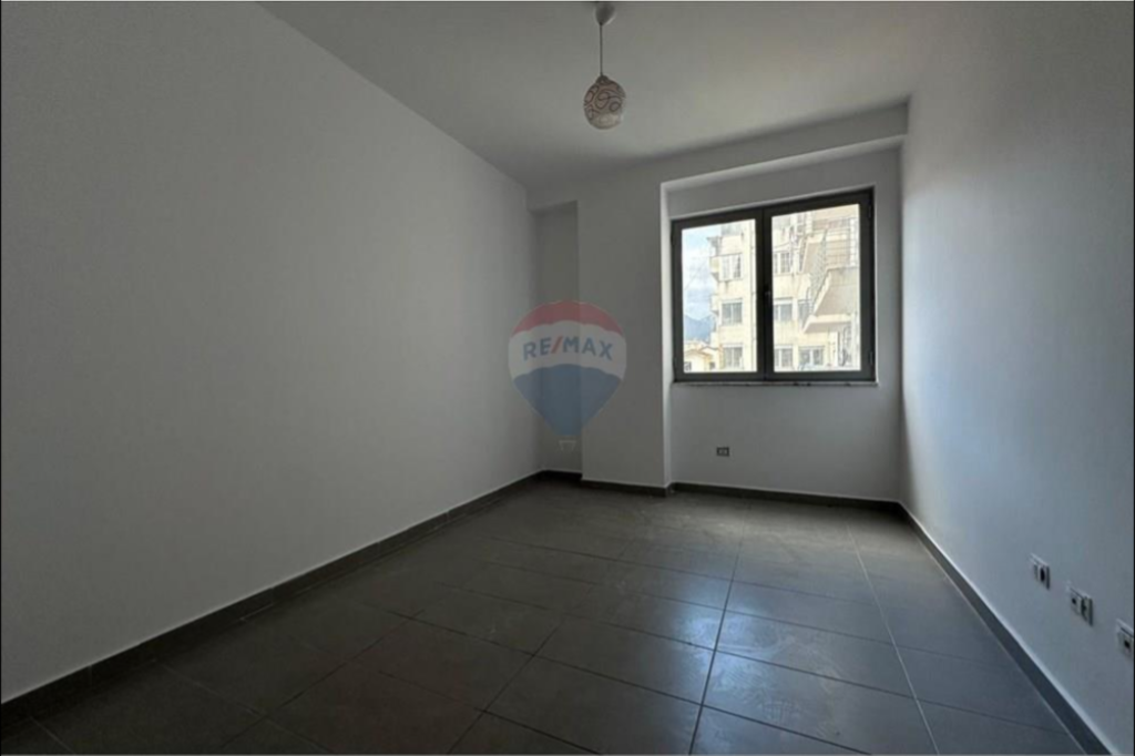 Apartament per shitje 2+1 ne Kinostudio