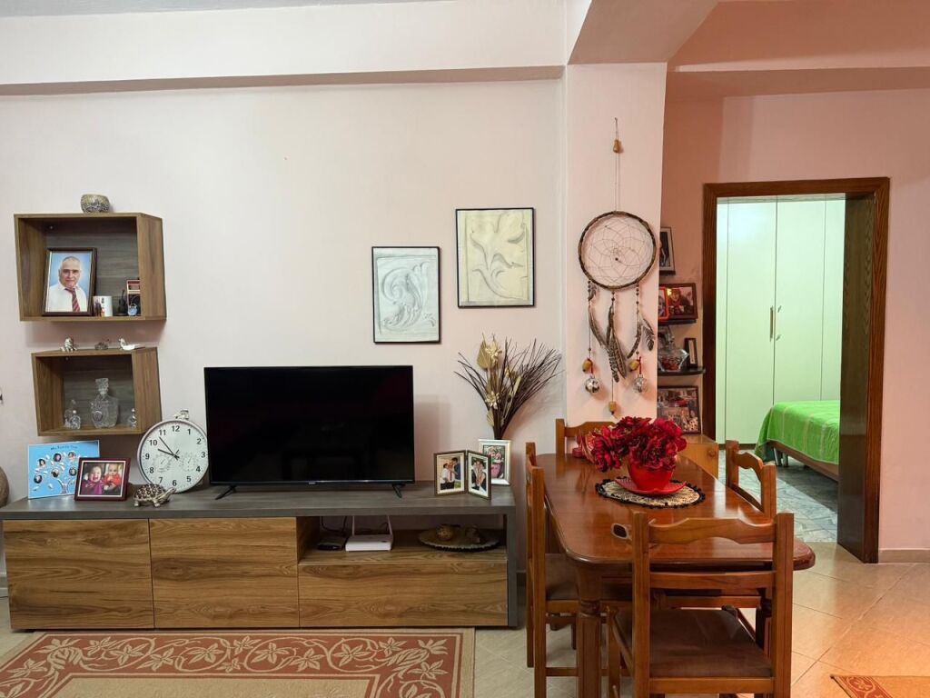 CASA PRIVATA IN VENDITA A TRESHI