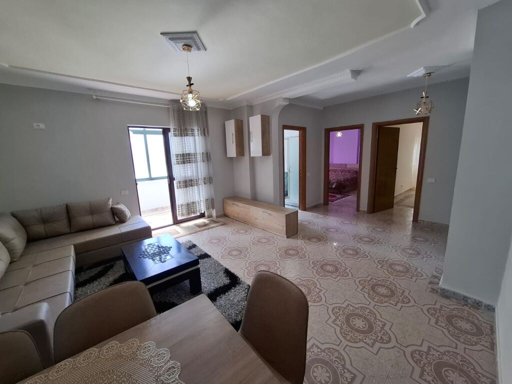 Jepet apartament me qera 2+1