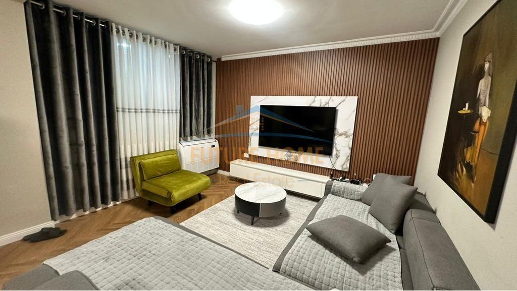 Shitet apartament 2+1 Rruga E Elbasanit, Tirane