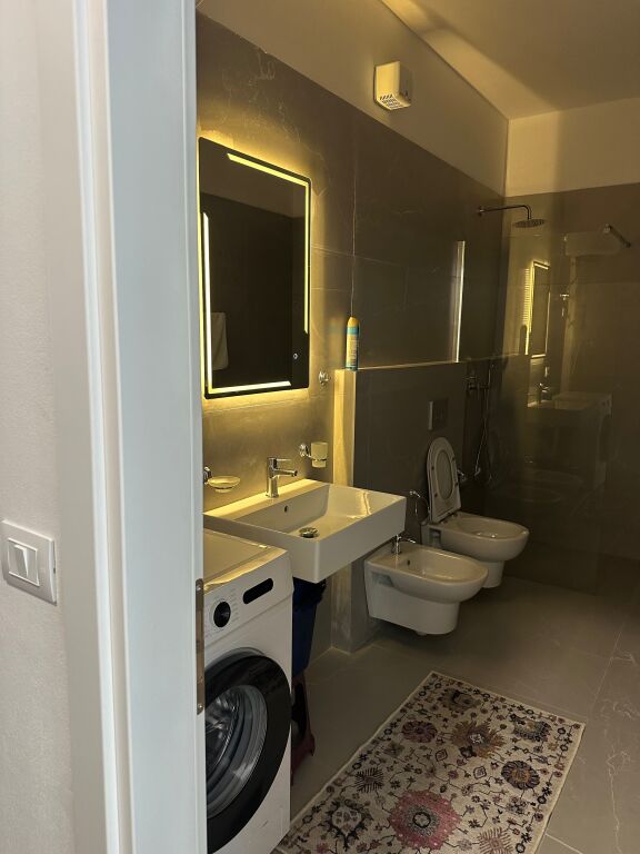 Apartament 1+1, kompleks i ri, Rr. 5 Maj