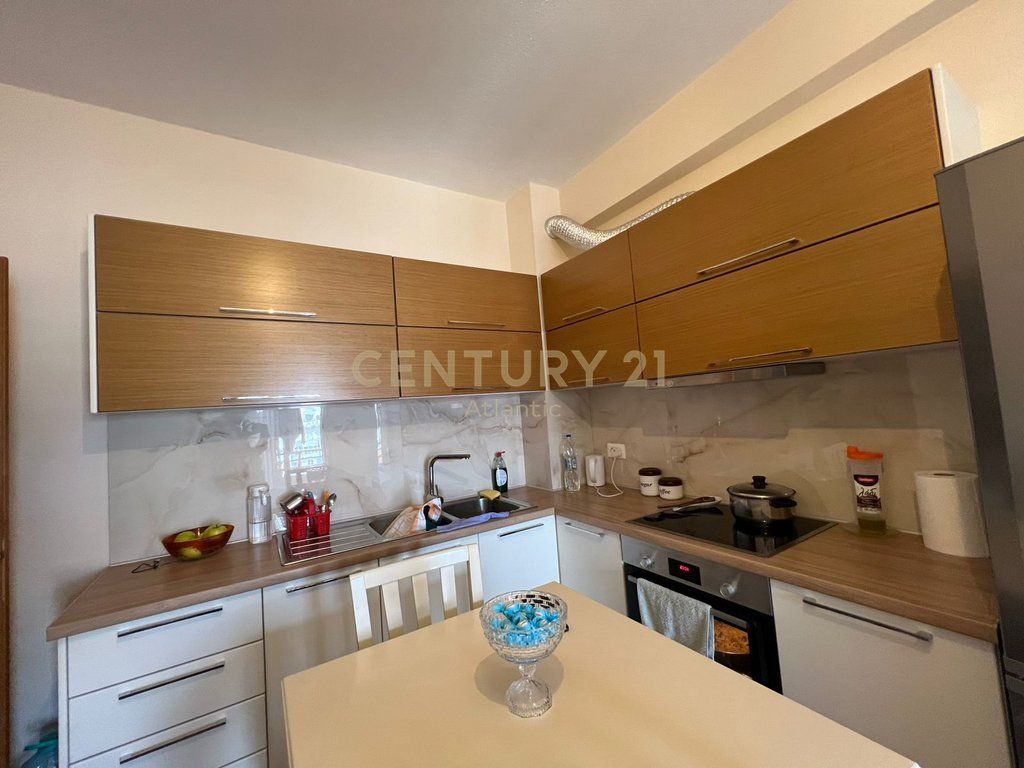 SHITET APARTAMENT 2+1+2 TUALETE NE PLAZH ILIRIA !