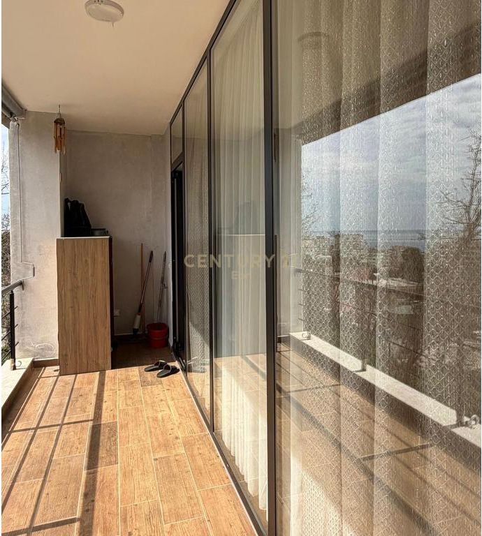 SHITET APARTAMENT 2+1+2 ME PAMJE DETI, VILA E ZOGUT DURRES !