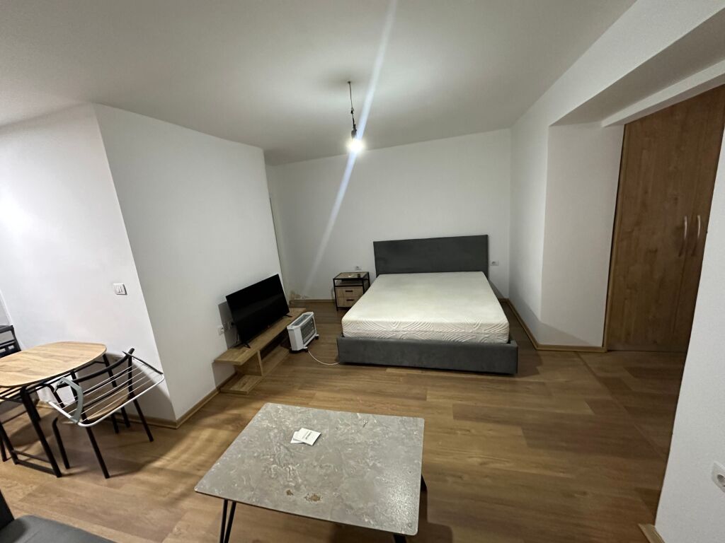 Furnished studio apartment for rent in Brryl near Iranian