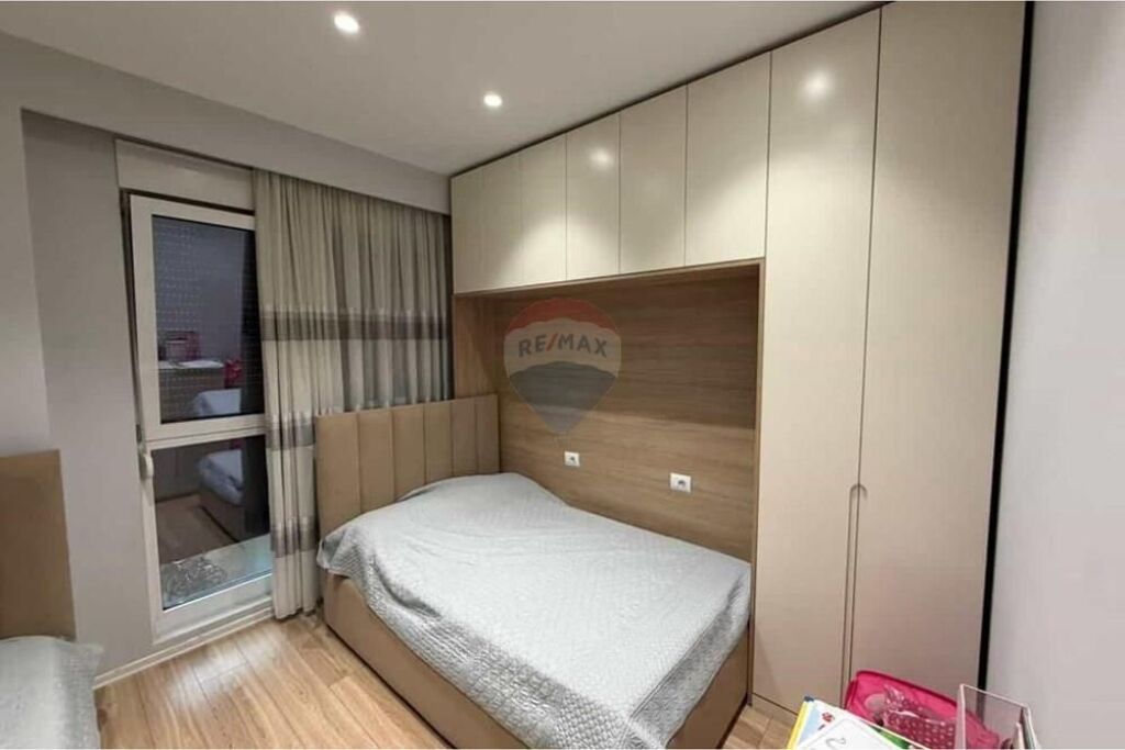 !!!Apartament - Për Qira - Rruga Jordan Misja, Tiranë!!!