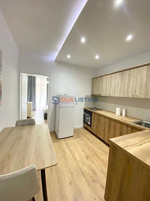 Modern 1+1 apartment for rent at Myslym Shyri!