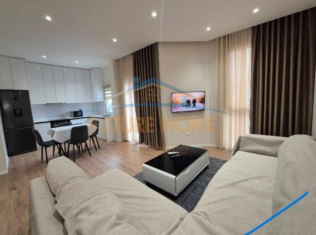 Affitto, Appartamento 1+1+Posto Auto, Ali Demi, Tirana.