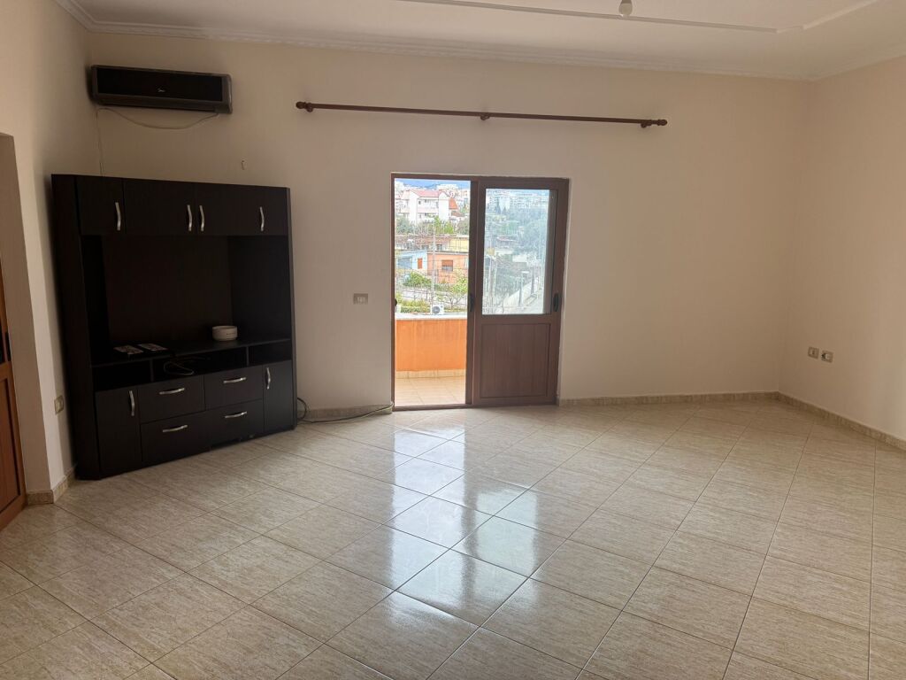 🏡 Jepet me qira apartament 3+1+2 – Fresk, Rr. Shefqet Kuka